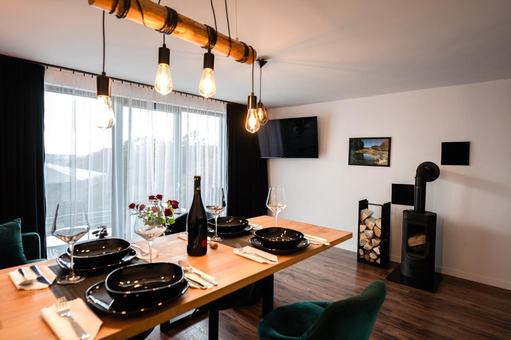 Dabrowka W Winiarni Holiday home *